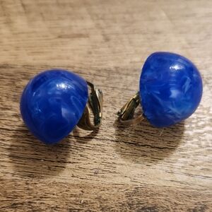 Vintage Clip On Earrings